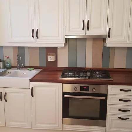 Acogedor Piso De 3 Cerca Del Metro Apartment